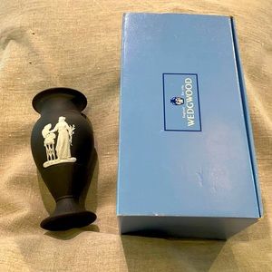 Wedge wood White on black fitted vase